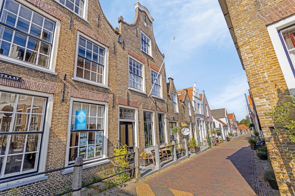 Kerkstraat 1, Goedereede