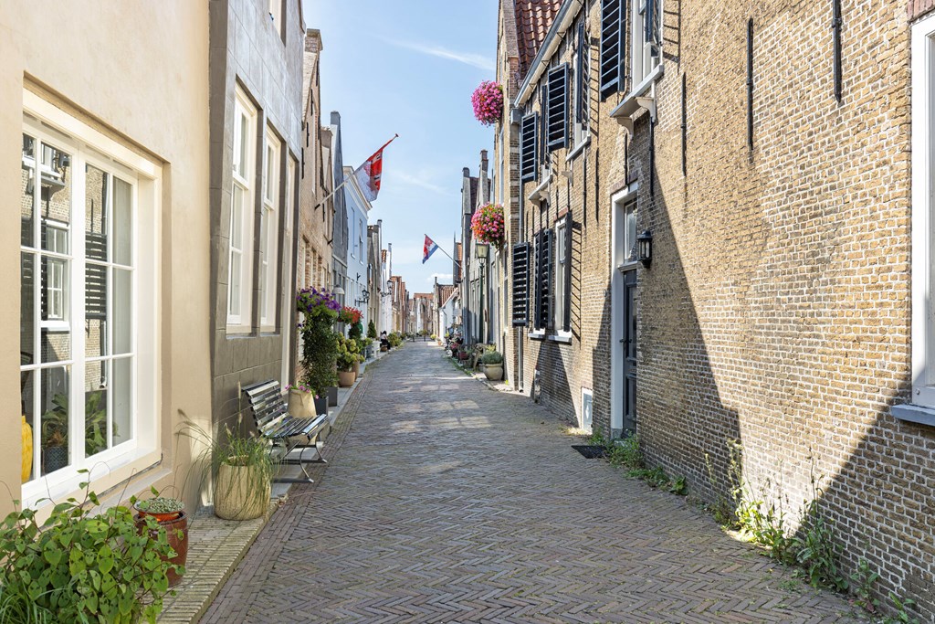 Kerkstraat 1, Goedereede